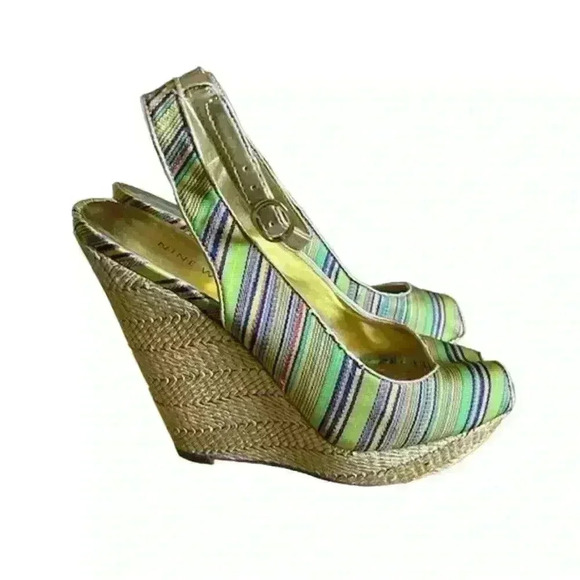 Nine West Wedge, size 8 - Picture 6 of 8